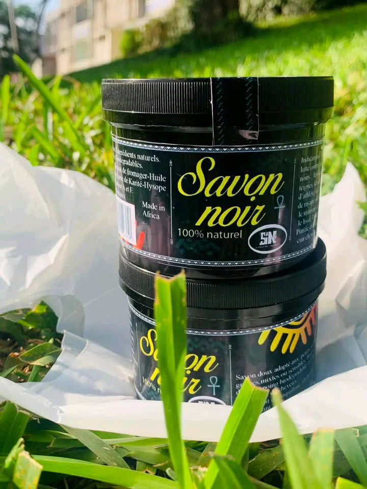 Savon Noir de Royal cosmétick