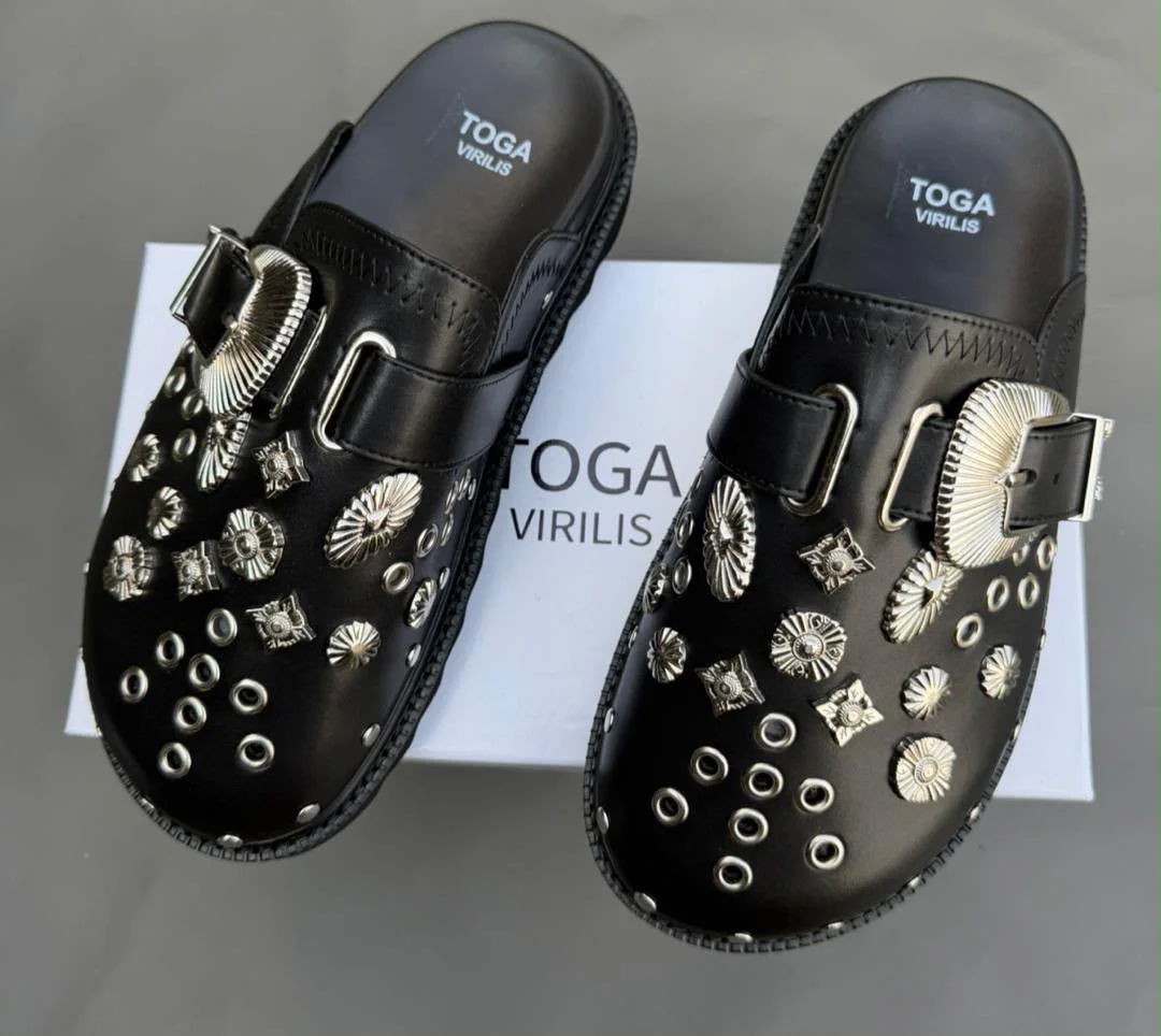Toga Virilis