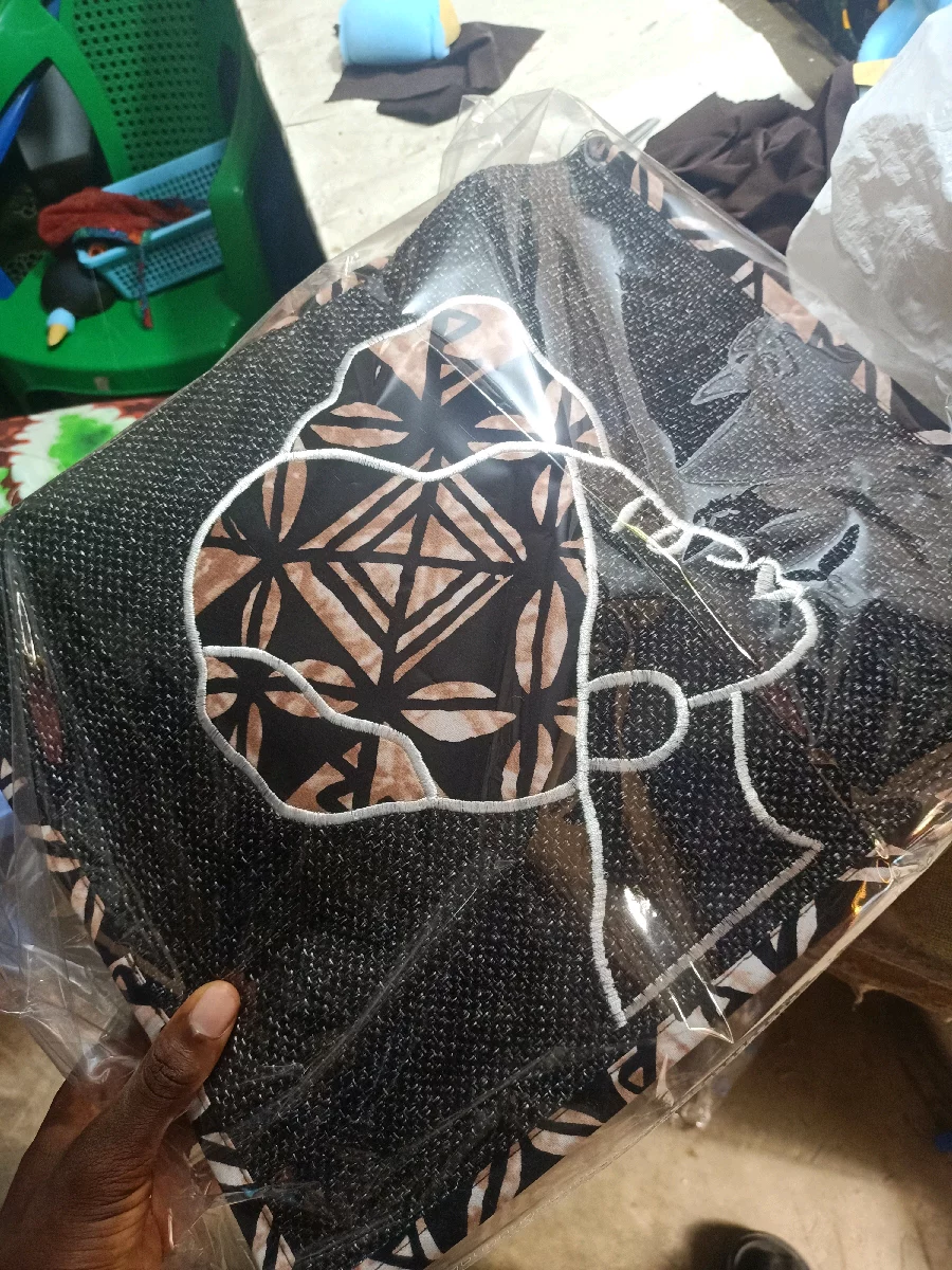 👜 Sac Artisanal Élégance Africaine 🇨🇮✨