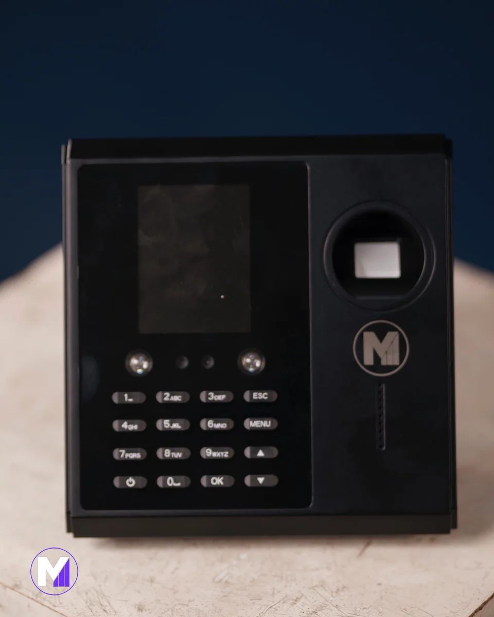 Machine de présence