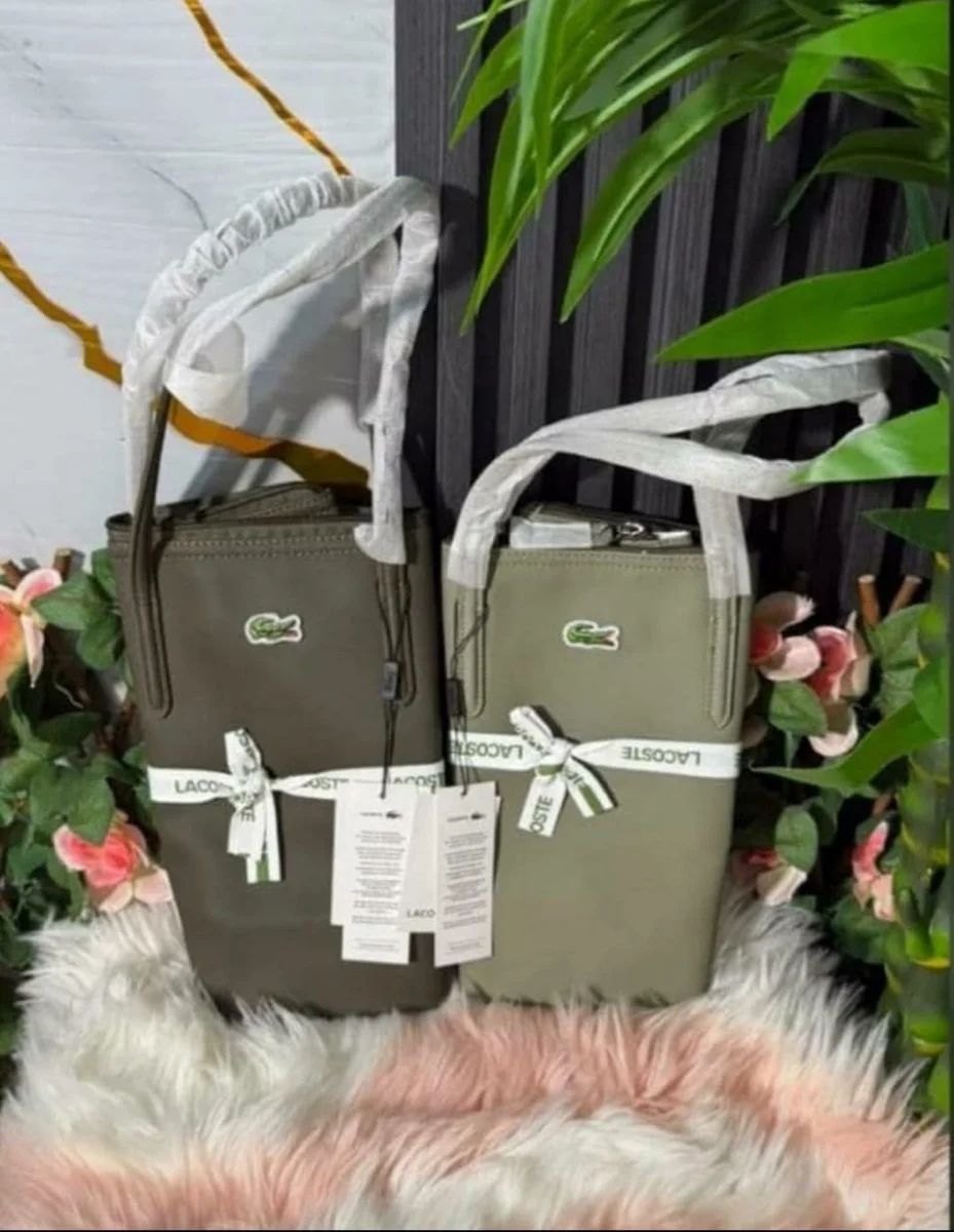 sac cabas Lacoste